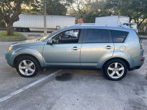 2007 Mitsubishi Outlander for sale at Paradise Auto Brokers Inc in Pompano Beach FL