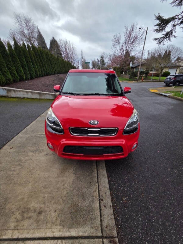 2013 Kia Soul +