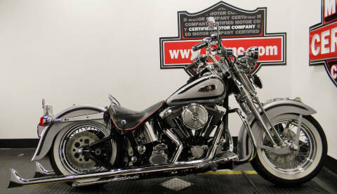 Harley-Davidson Heritage Softail Classic Image