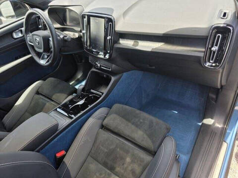 2022 Volvo C40 Recharge Pure Electric P8