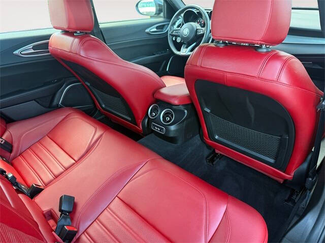 2022 Alfa Romeo Giulia Veloce