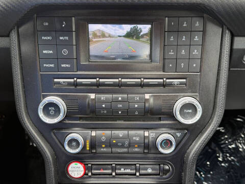 2016 Ford Mustang V6