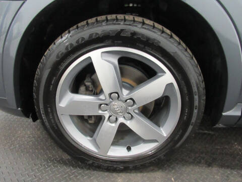 2015 Audi Q3 2.0T quattro Premium Plus