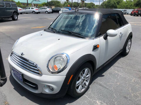 2012 MINI Cooper Convertible for sale at Jesco Auto Sales in San Antonio TX