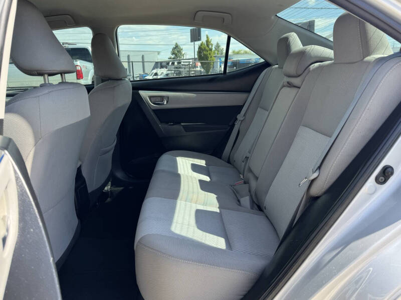 2016 Toyota Corolla LE