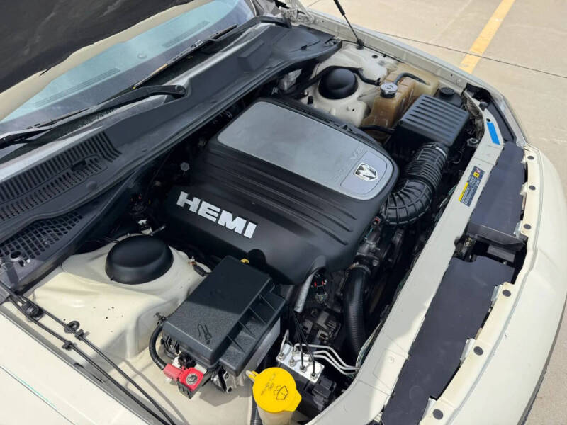 2005 Dodge Magnum RT