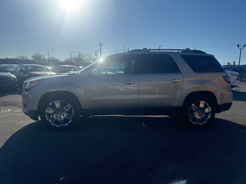 2017 GMC Acadia Limited Base photo 5