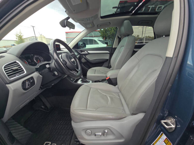 2017 Audi Q3 2.0T Premium