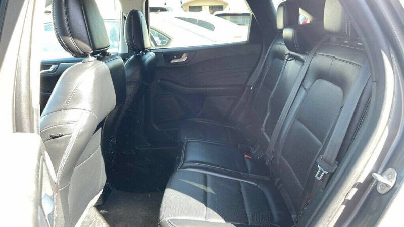 2021 Ford Escape Titanium