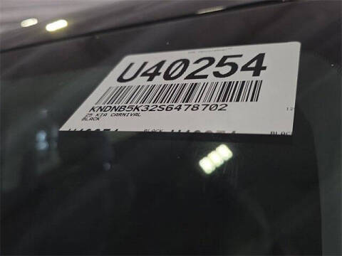 2025 Kia Carnival LXS