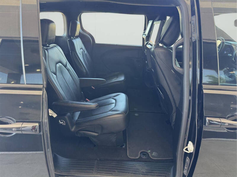 2019 Chrysler Pacifica Touring L Plus