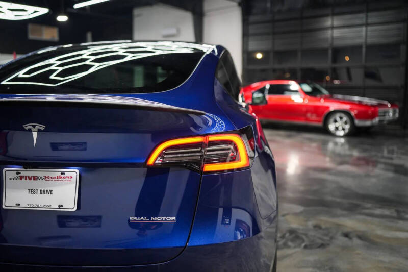 2024 Tesla Model Y Performance