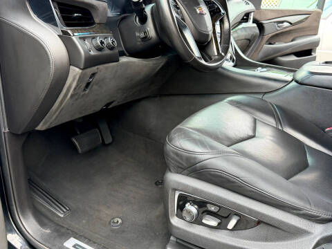 2016 Cadillac Escalade Platinum