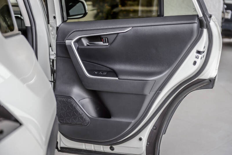 2020 Toyota RAV4 Limited