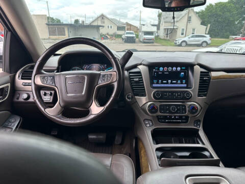 2017 GMC Yukon Denali