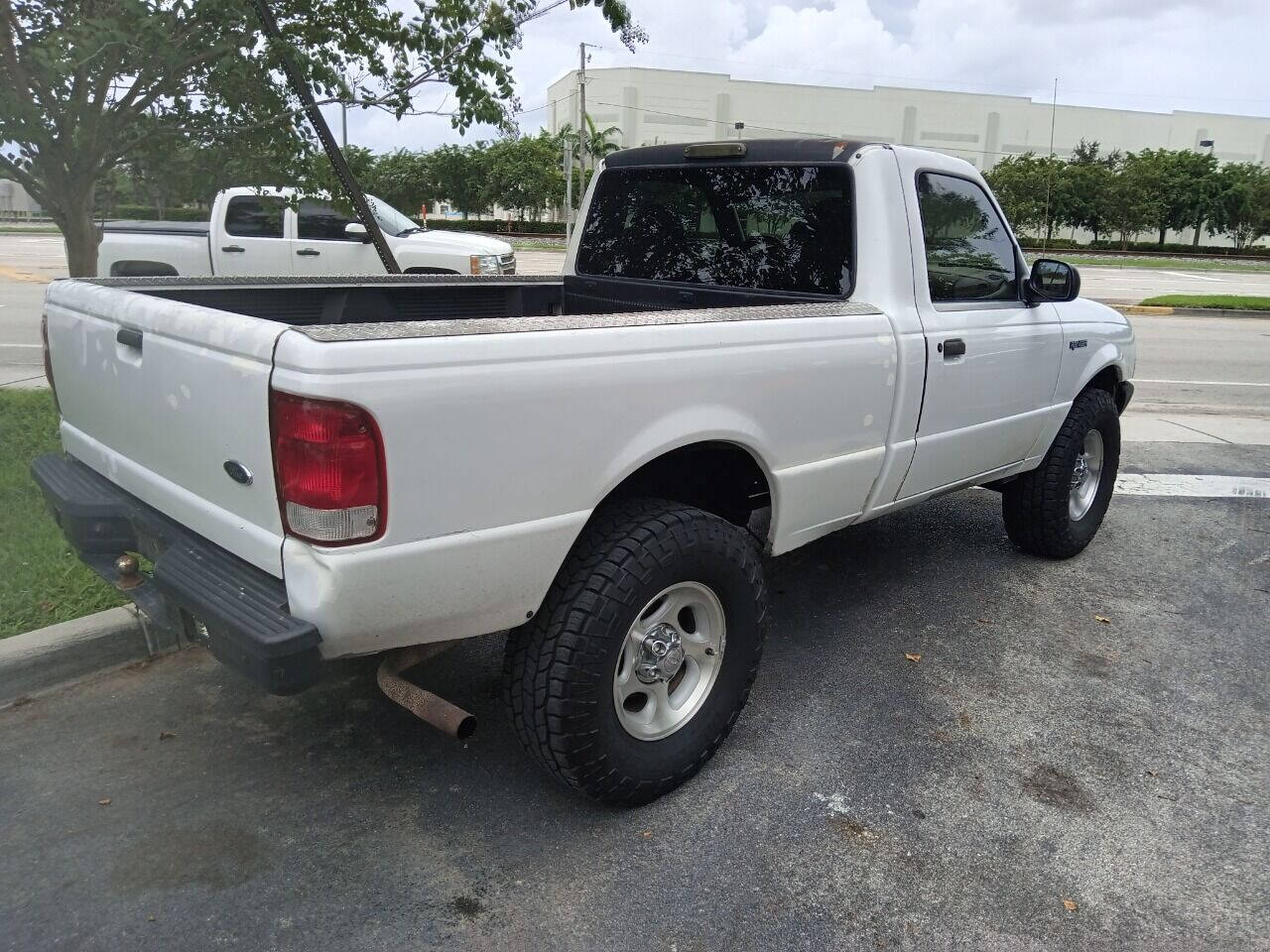 2000 Ford Ranger Pickup - $2,950