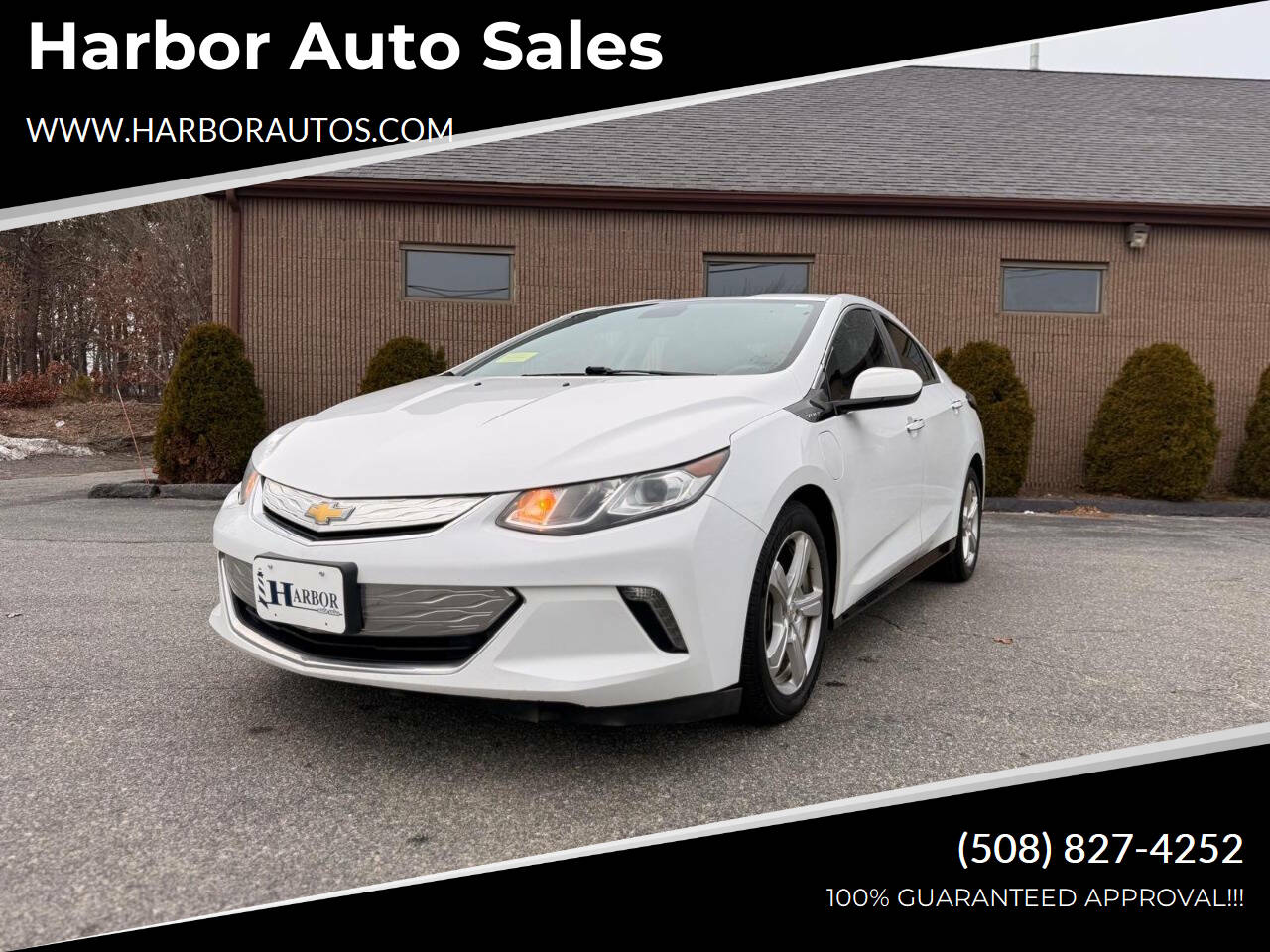 White 2016 Chevrolet Volt LT LT 4dr Hatchback 1