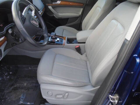 2023 Audi Q5 quattro Premium Plus 40 TFSI