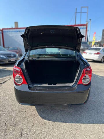 2014 Chevrolet Sonic LT Auto