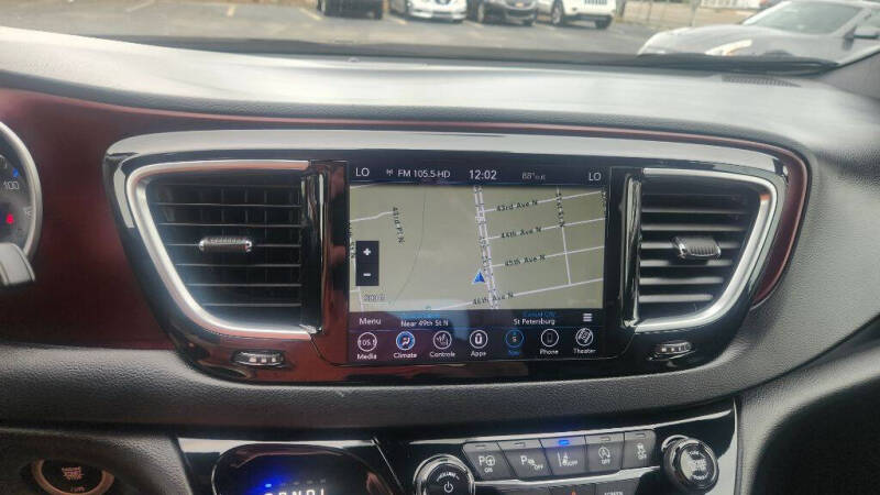 2019 Chrysler Pacifica Touring L Plus