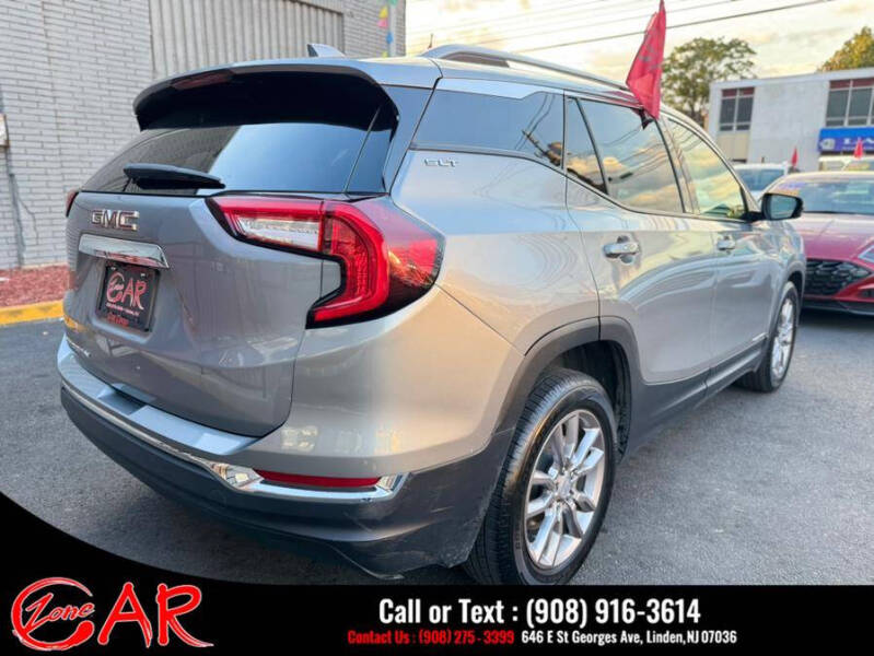 2024 GMC Terrain SLT