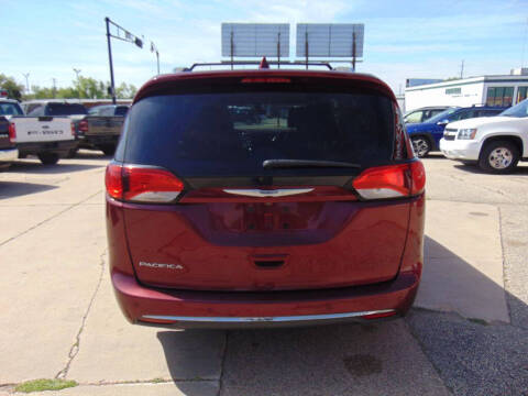 2018 Chrysler Pacifica Touring L