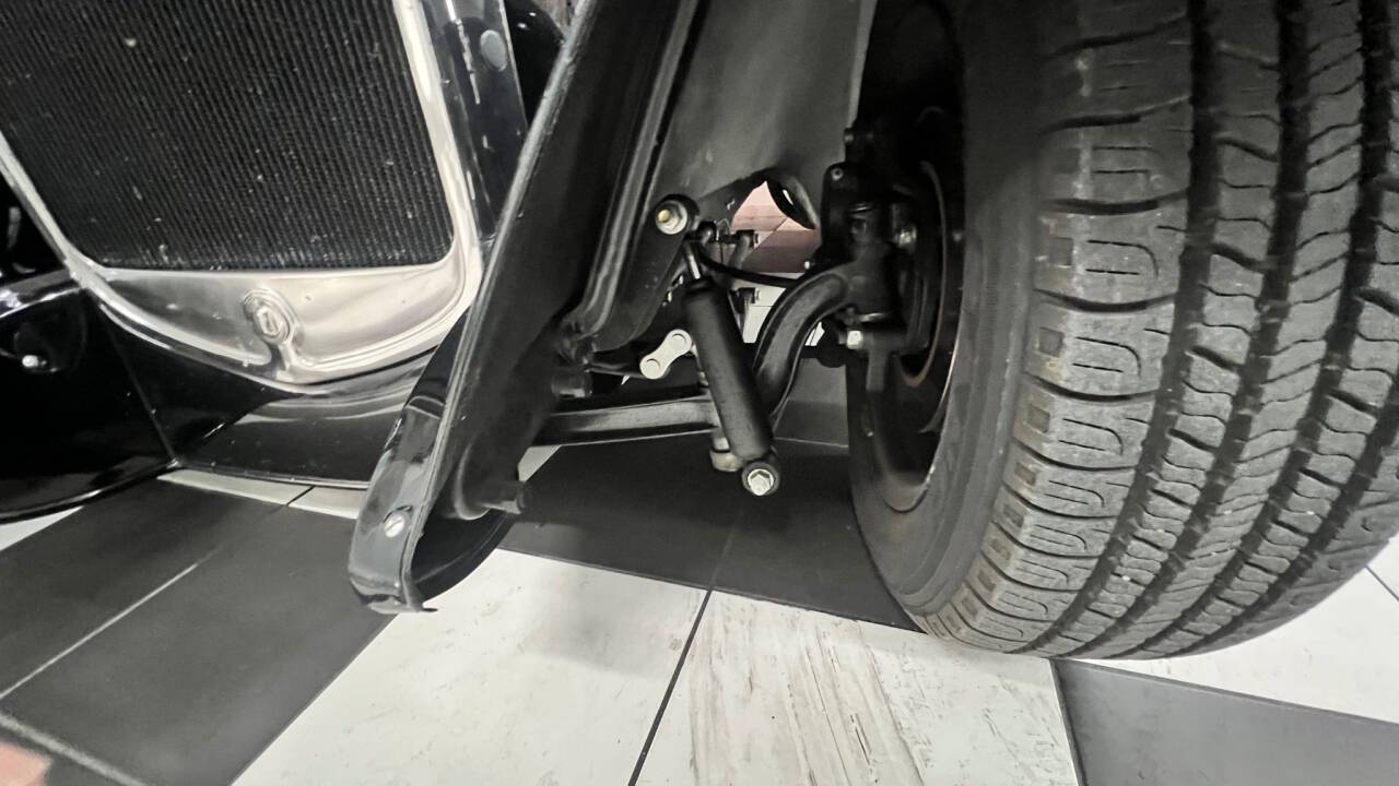 1930 Ford Model A 7