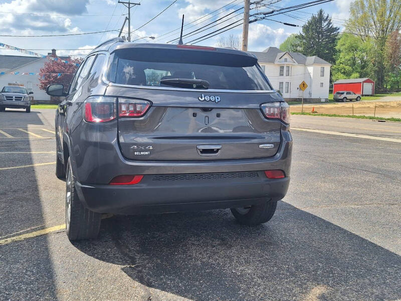 2022 Jeep Compass Latitude Lux
