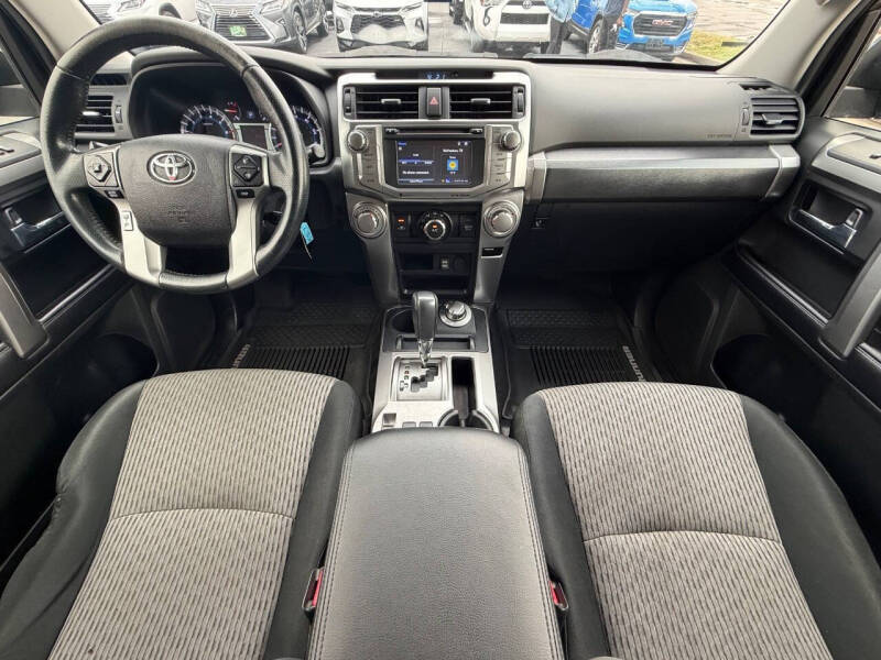 2016 Toyota 4Runner SR5