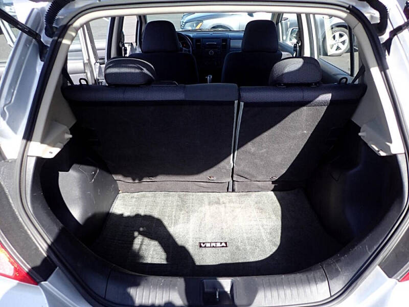 2008 Nissan Versa 1.8 S