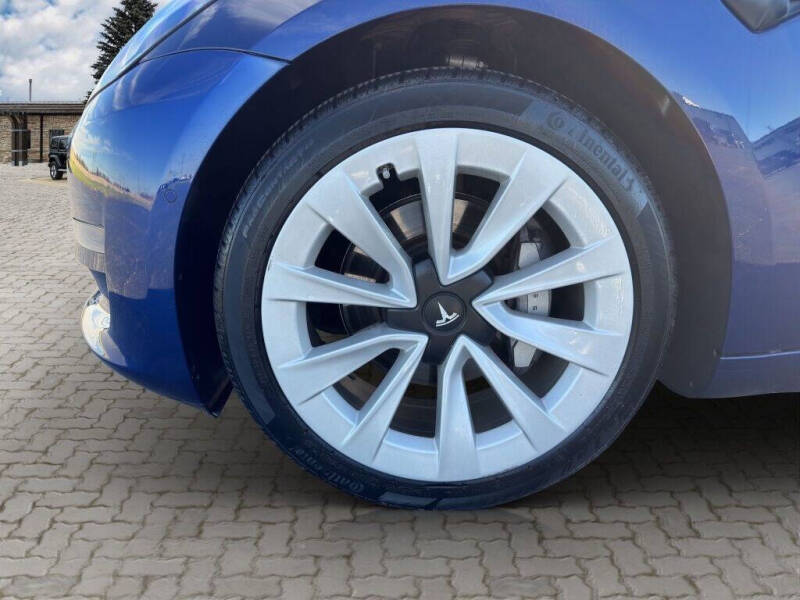 2021 Tesla Model 3 Standard Range Plus