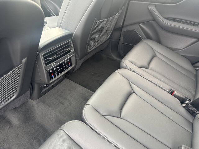 2025 Audi Q7 quattro Premium Plus 55 TFSI