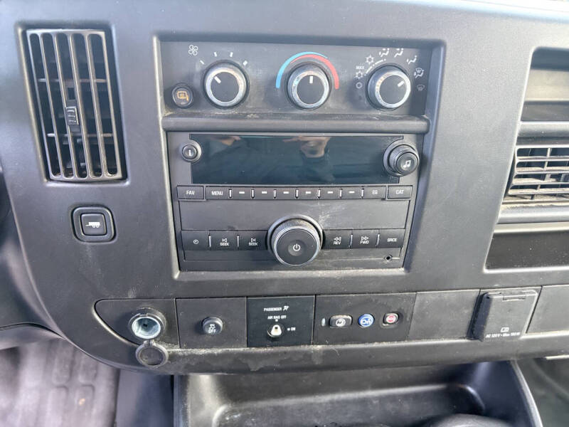 2021 Chevrolet Express 2500