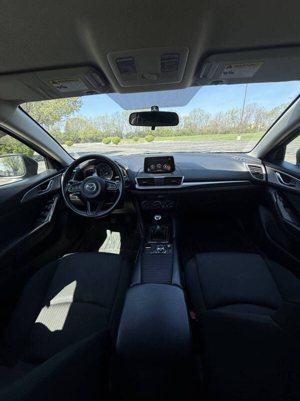 2017 Mazda MAZDA3 Sport