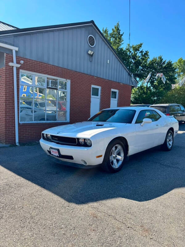 2009 Dodge Challenger SE