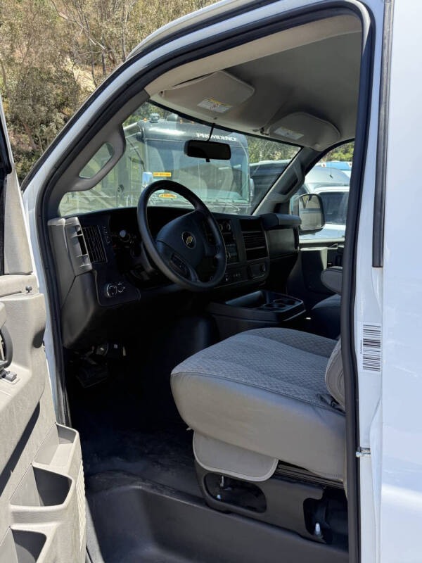 2020 Chevrolet Express 2500