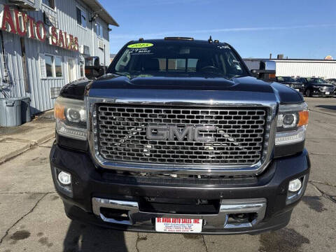 2015 GMC Sierra 2500HD Denali