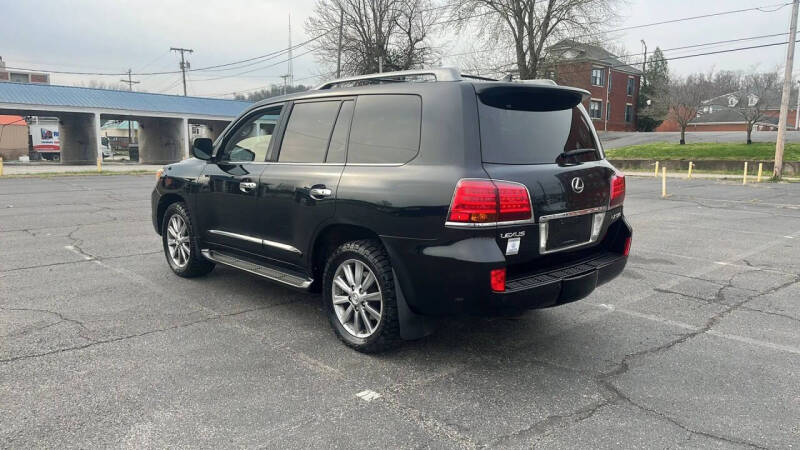 2010 Lexus LX 570
