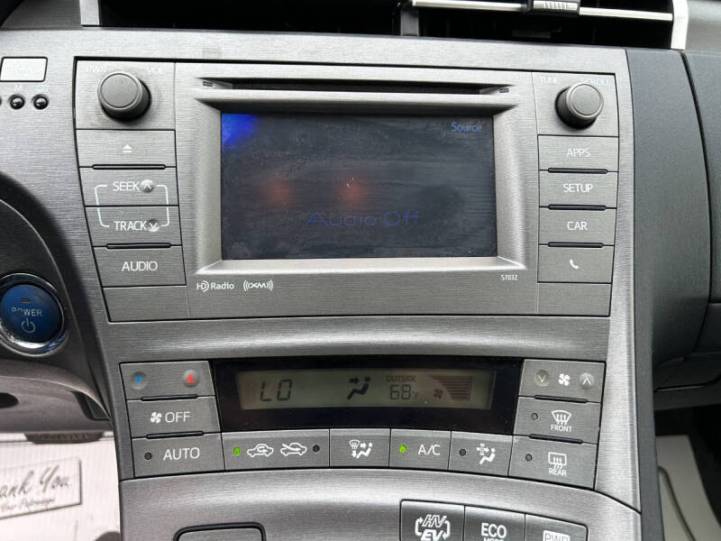 2012 Toyota Prius Plug-in Hybrid