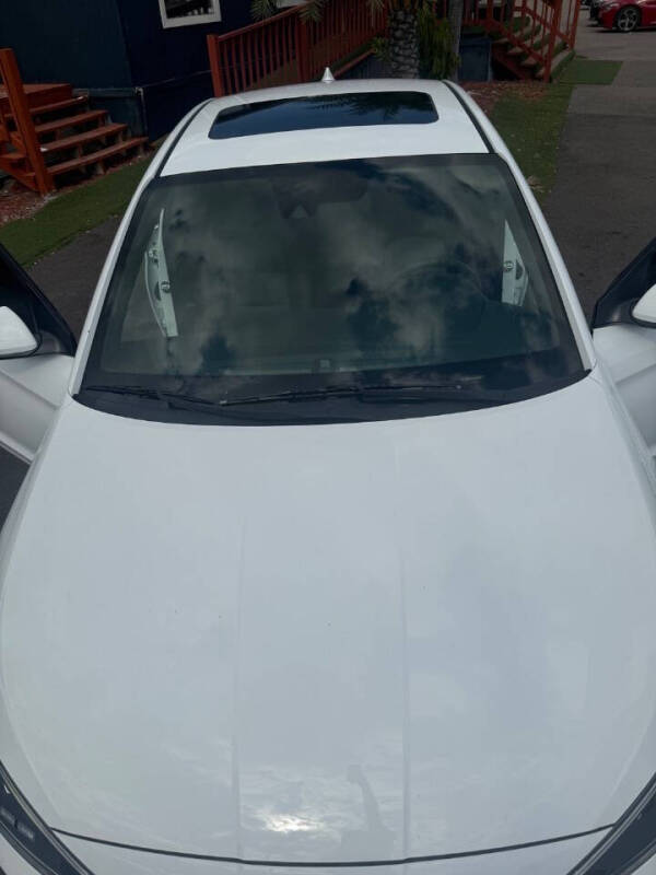 2020 Hyundai Elantra Sport