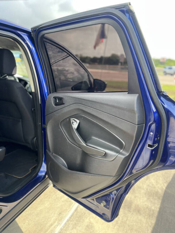 2014 Ford Escape S