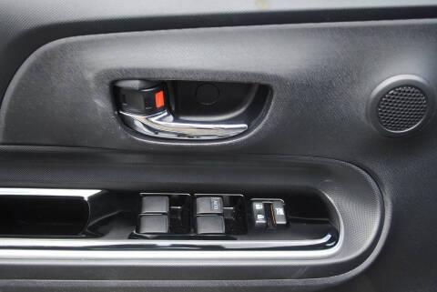 2016 Toyota Prius c Two