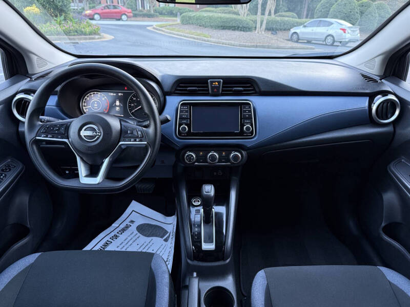 2025 Nissan Versa SV