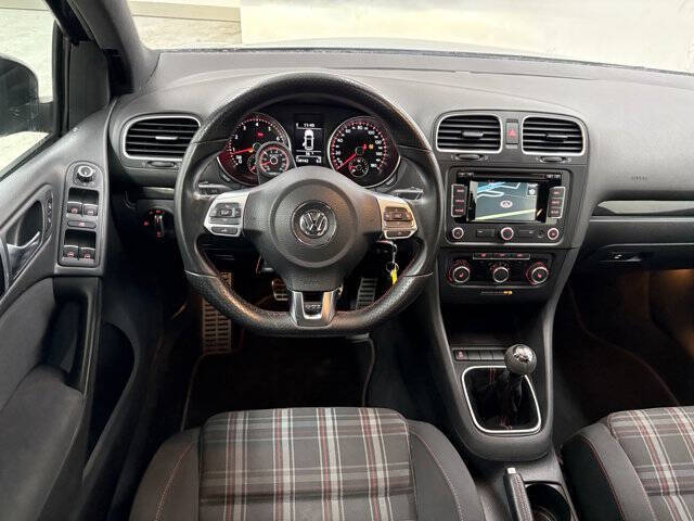 2013 Volkswagen GTI Base PZEV
