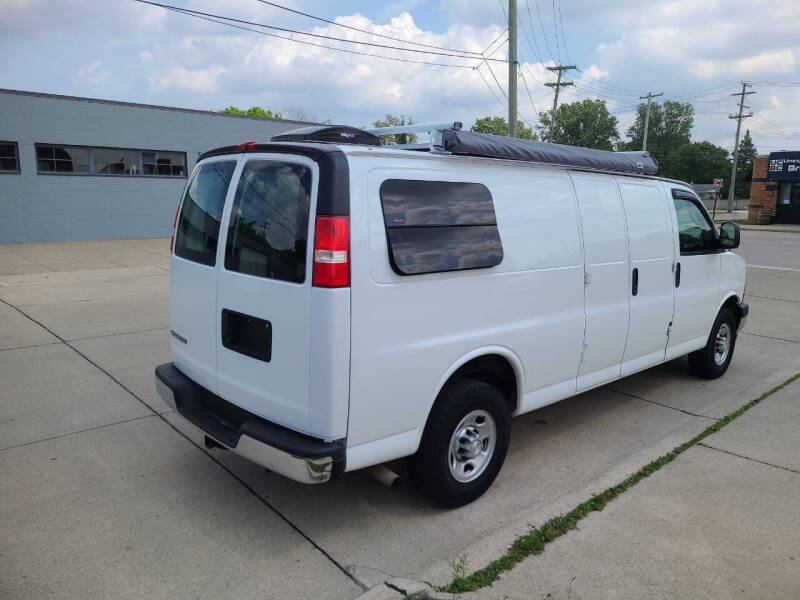 2018 Chevrolet Express 2500