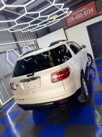 2008 Saturn Outlook XR