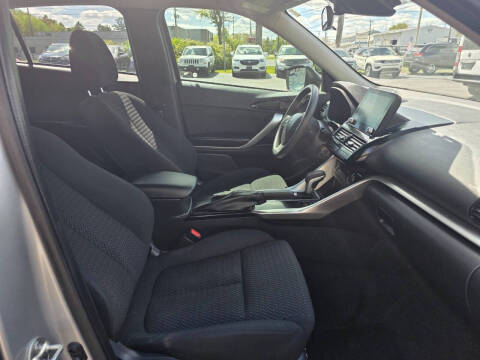 2022 Mitsubishi Eclipse Cross LE