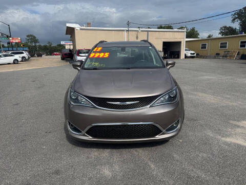 2017 Chrysler Pacifica Touring-L