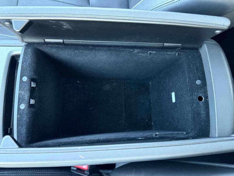 2016 Hyundai Genesis