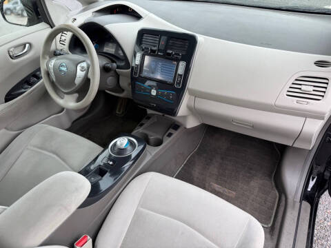 2011 Nissan LEAF SL
